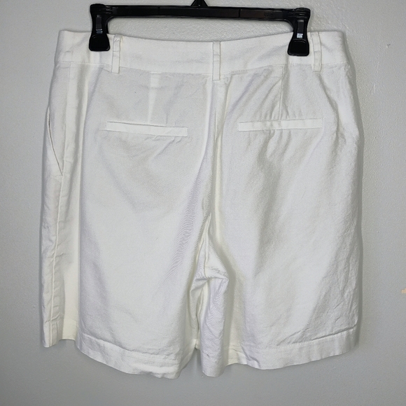 LOFT Peyton Trouser Shorts Womens 4 White Pleated 7" Inseam Mature Sophisticated - Picture 5 of 16